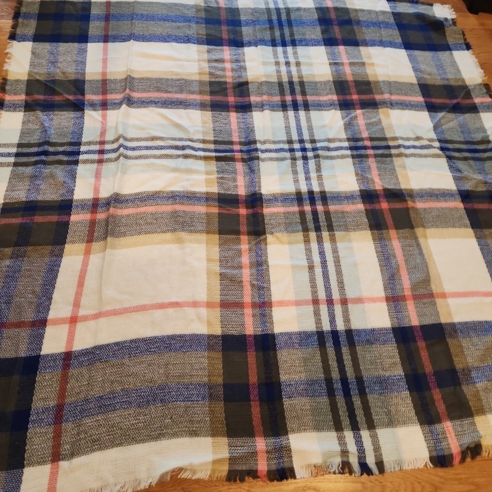 Versatile Throw scarf or shaw 54" x 54" Plaid very cozy, Multicolor